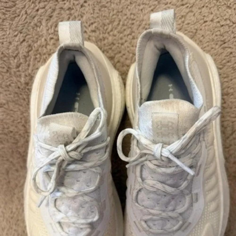 Under Armour HOVR Phantom 4 Womens Running Shoes White 3027594-100 Size‎ 7.5